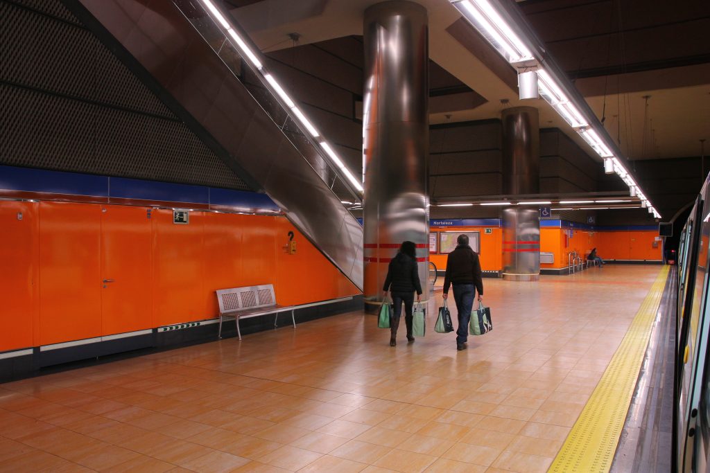 Estacion de metro de Hortaleza, Madrid
